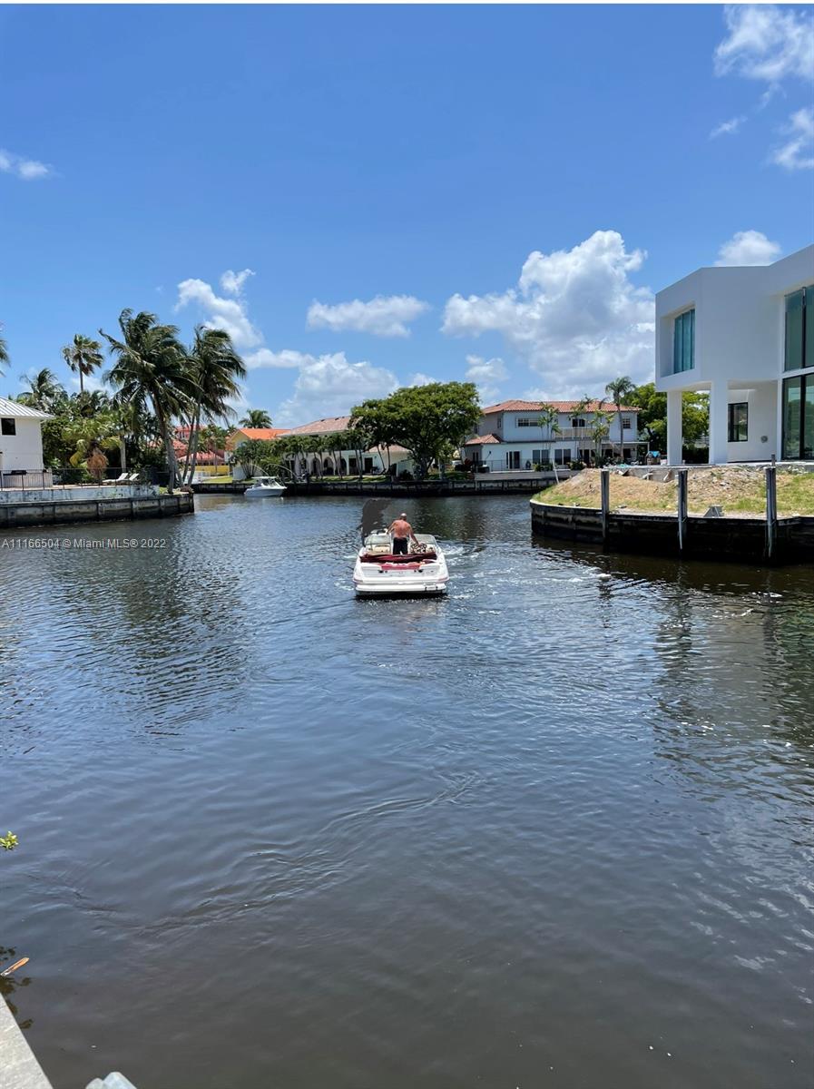 400 Southwest 14th Place Boca Raton, FL 33432 - Photo 25 of 29