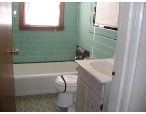 7 Wellesley Road Arlington, MA 02474 - Photo 7 of 13 Gallery Image 7