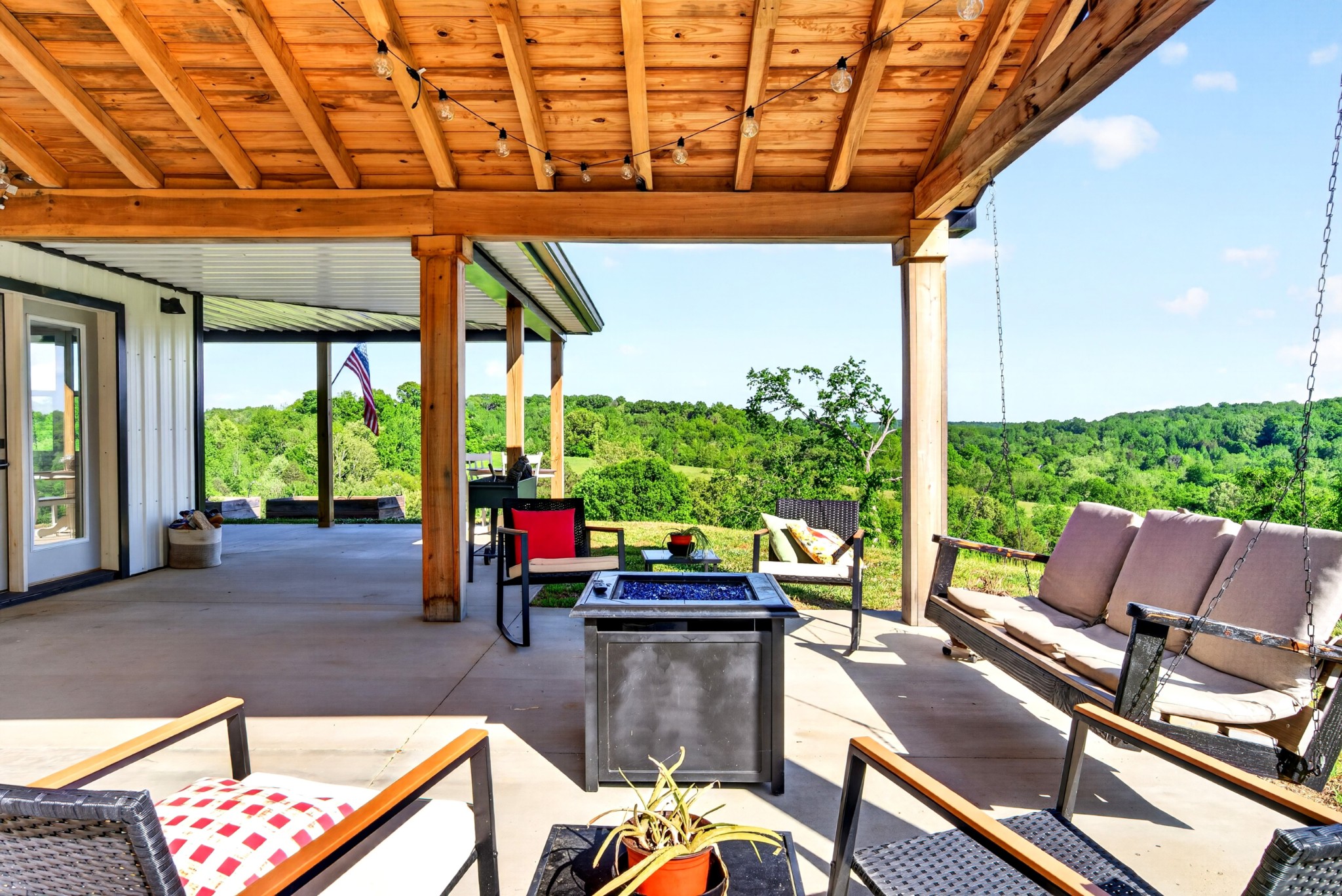 3485 Pinetree Circle Palmyra, TN 37142 - Photo 71 of 84 a view of an outdoor sitting area