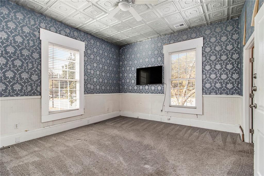 1208 North Broad Street Rome, GA 30161 - Photo 25 of 63 a view of an empty room with a window
