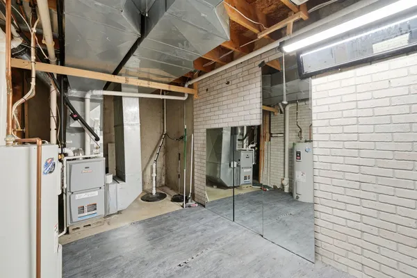 $290,000 | 688 Elizabeth Street, Unit 688, Maple Park, IL 60151