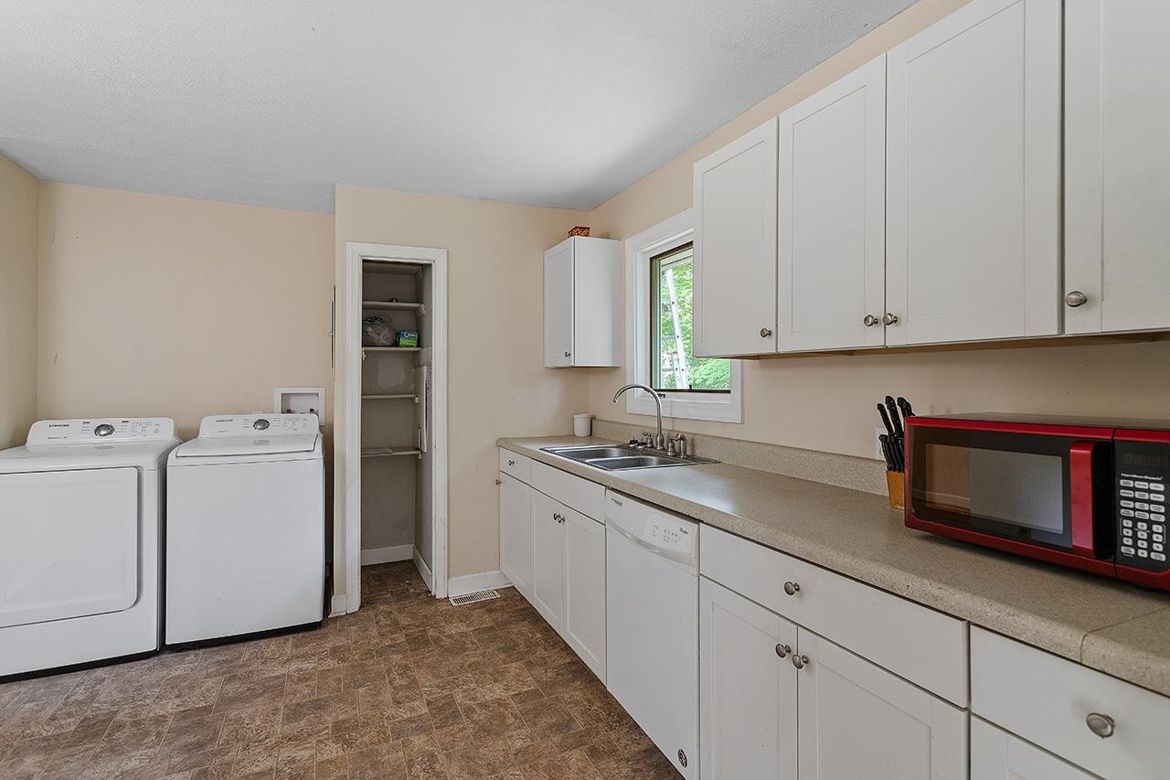 118 Clarendon Crescent Raleigh, NC 27610 - Photo 21 of 35 Photo 21
