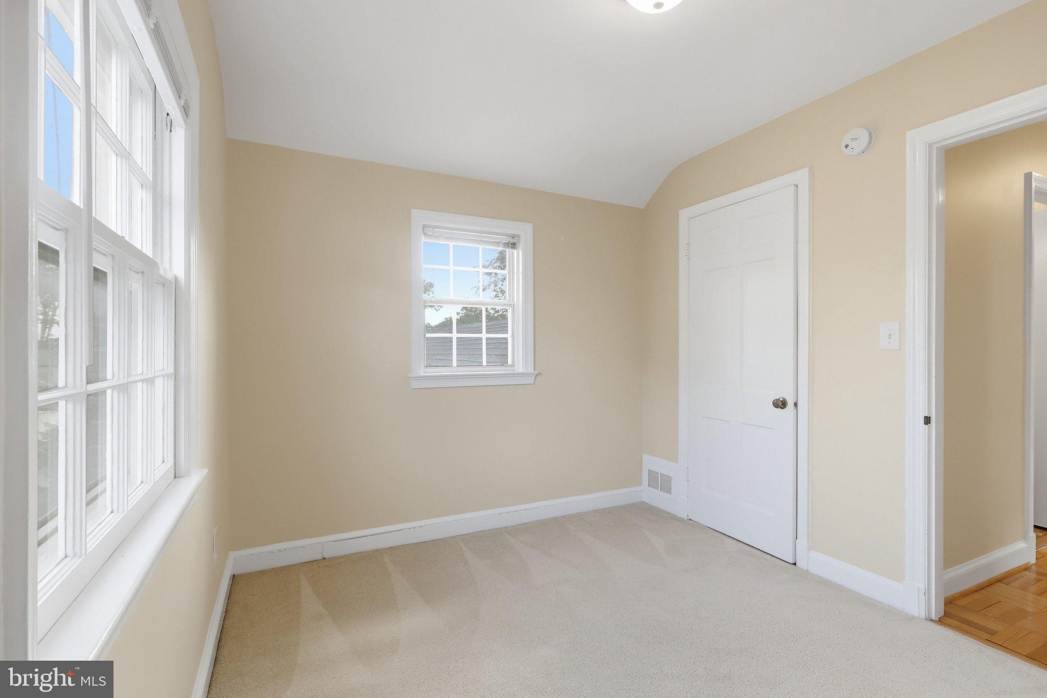 2803 Cameron Mills Road Alexandria, VA 22302 - Photo 15 of 31 Gallery Image 15