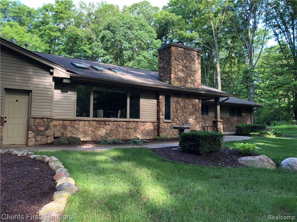 8175 Ridge Road North Canton, MI 48187 - Photo 8 of 70 Outside - Front House 3.jpg