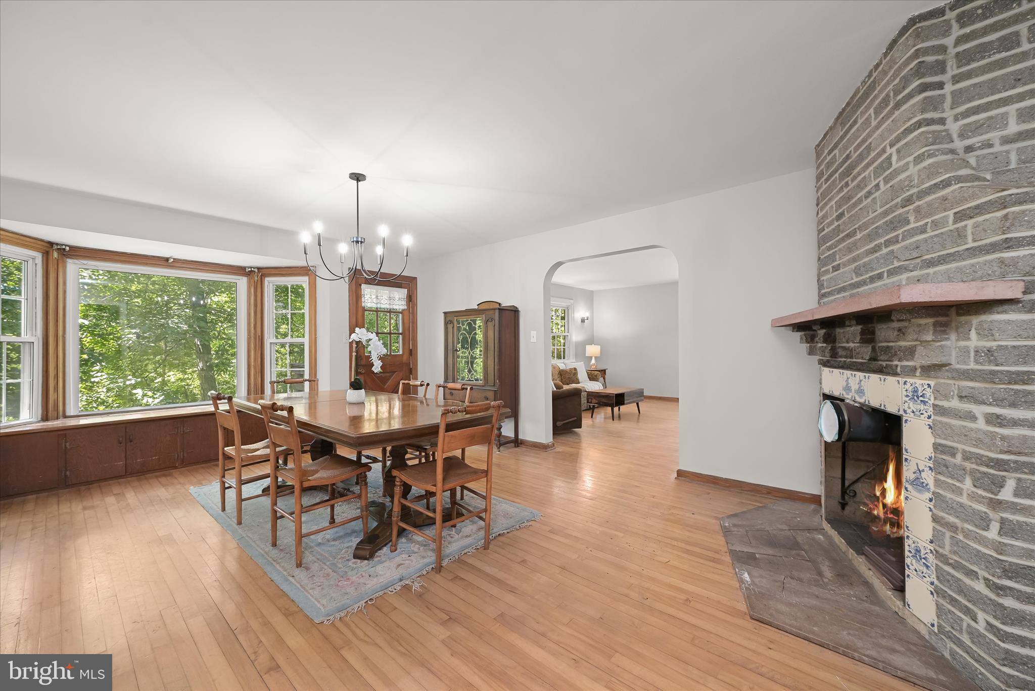 9915 Masser Road Frederick, MD 21702 - Photo 7 of 40 Dining Room - Fireplace - Hardwood Floors