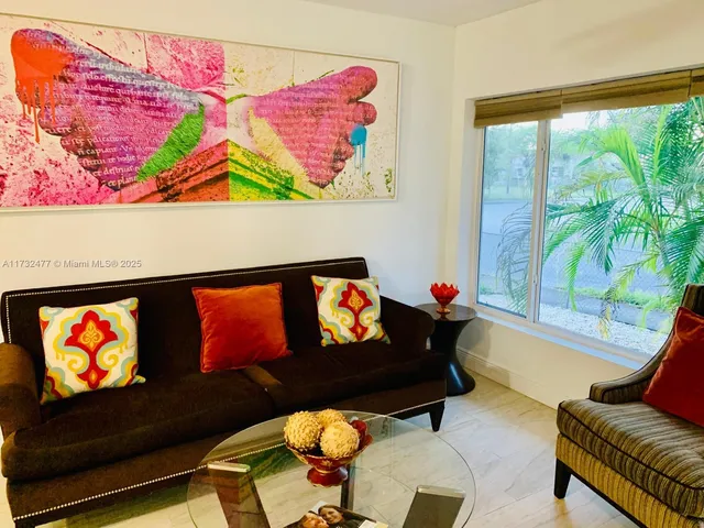 $1,275,000 | 2 Northeast 45th Street, Miami, FL 33137