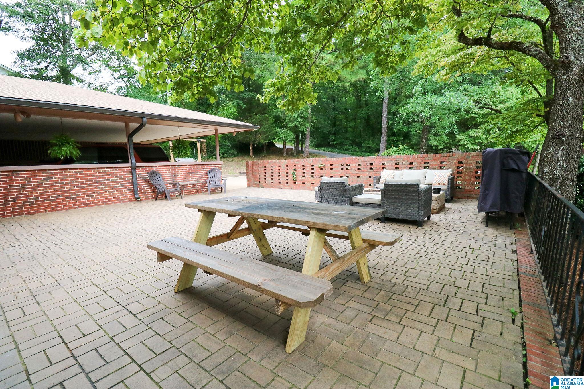 224 Wildwood Road Anniston, AL 36207 - Photo 10 of 50