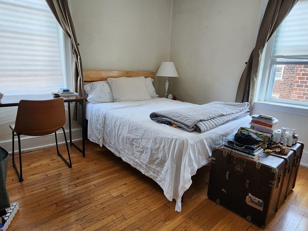 55 Thatcher Street, Unit 6 Brookline, MA 02446 - Photo 19 of 31