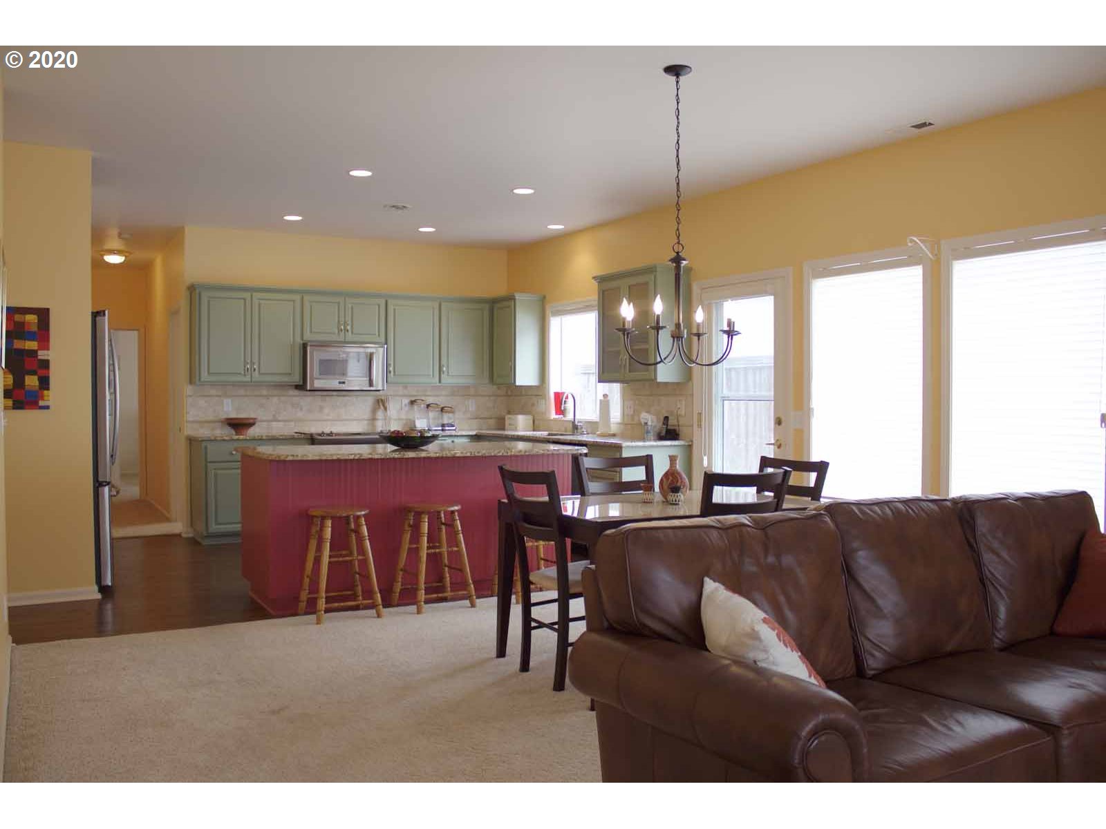 1850 Lake Shore Drive Eugene, OR 97408 - Photo 12 of 32