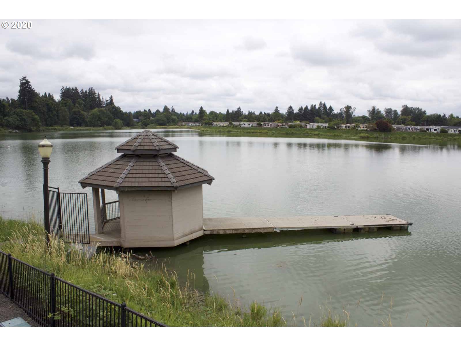 1850 Lake Shore Drive Eugene, OR 97408 - Photo 4 of 32