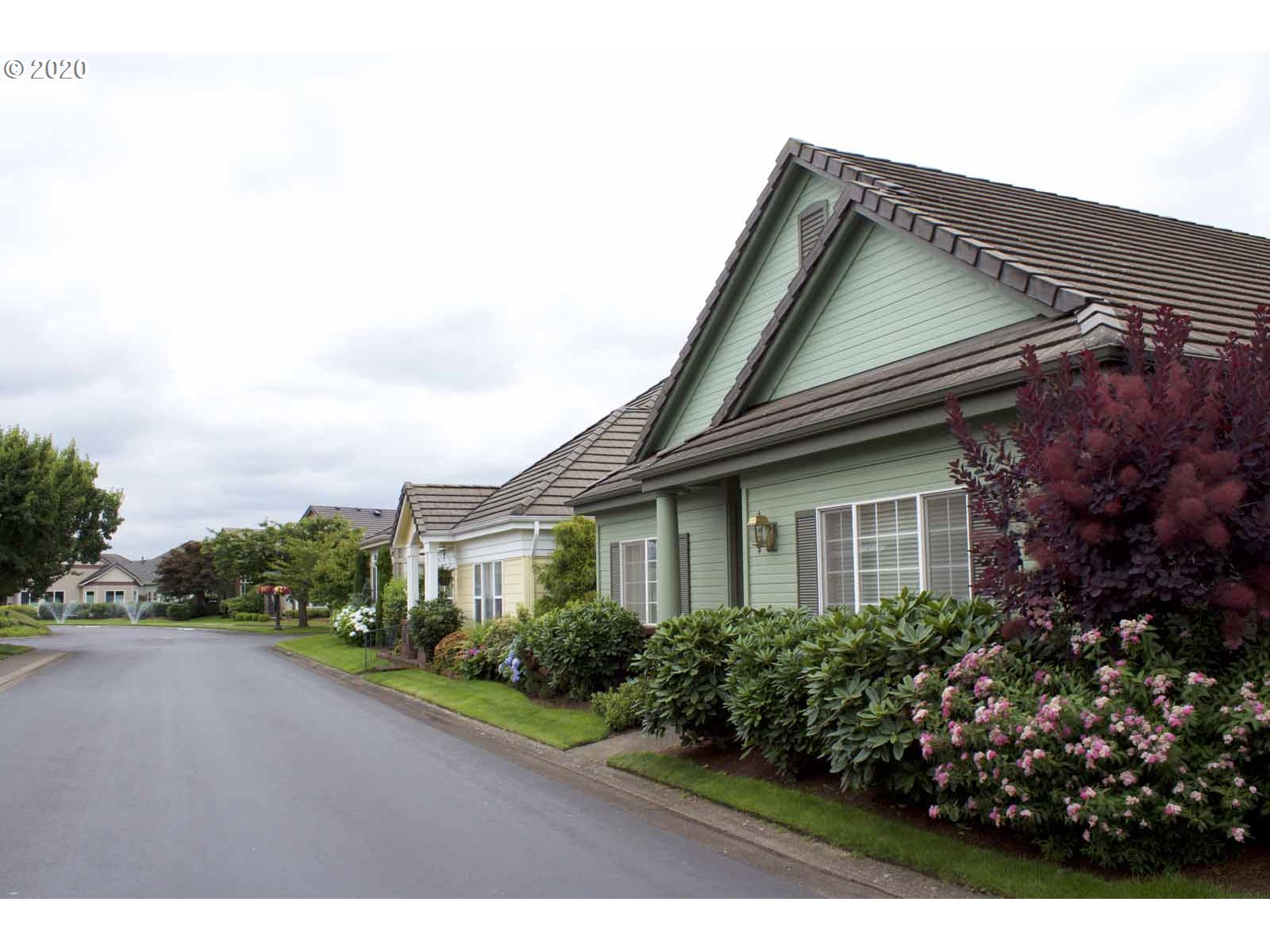 1850 Lake Shore Drive Eugene, OR 97408 - Photo 5 of 32