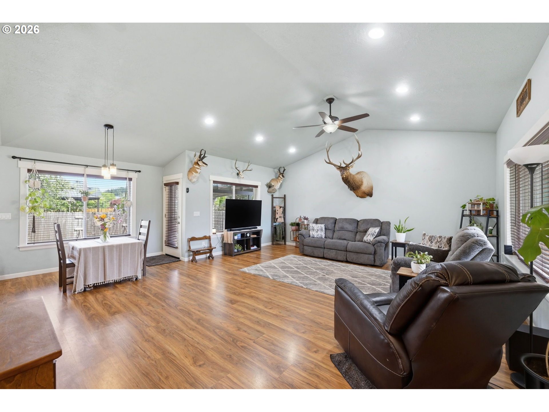38599 Filbert Street Scio, OR 97374 - Photo 6 of 37