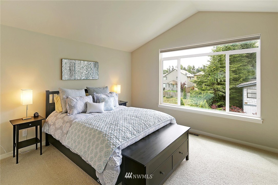4731 Northeast 2nd Place Renton, WA 98059 - Photo 13 of 25