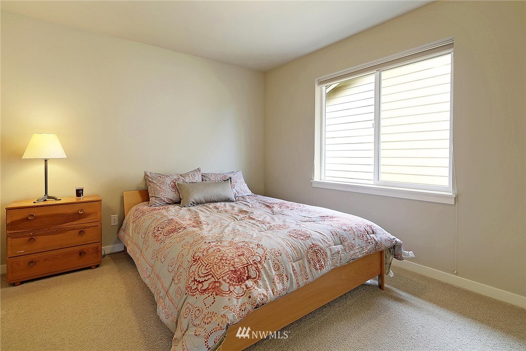 4731 Northeast 2nd Place Renton, WA 98059 - Photo 17 of 25