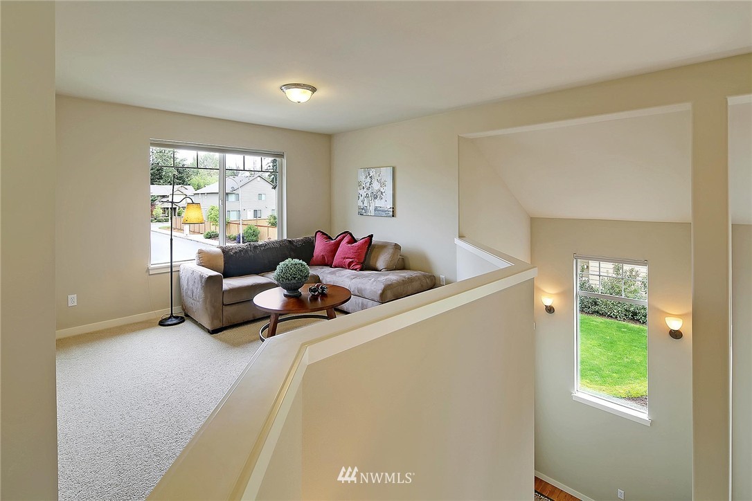 4731 Northeast 2nd Place Renton, WA 98059 - Photo 19 of 25