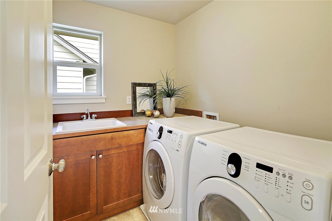 4731 Northeast 2nd Place Renton, WA 98059 - Photo 22 of 25