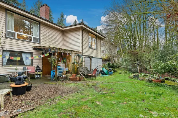 $965,000 | 6526 Northeast 198th Street, Kenmore, WA 98028