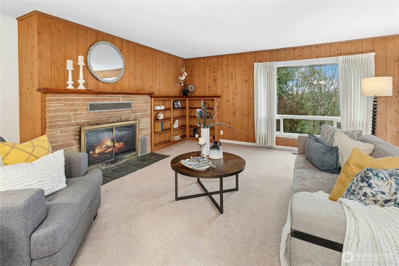 6526 Northeast 198th Street Kenmore, WA 98028 - Photo 8 of 31