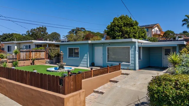 $749,000 | 1092 Highland Street, Seaside, CA 93955
