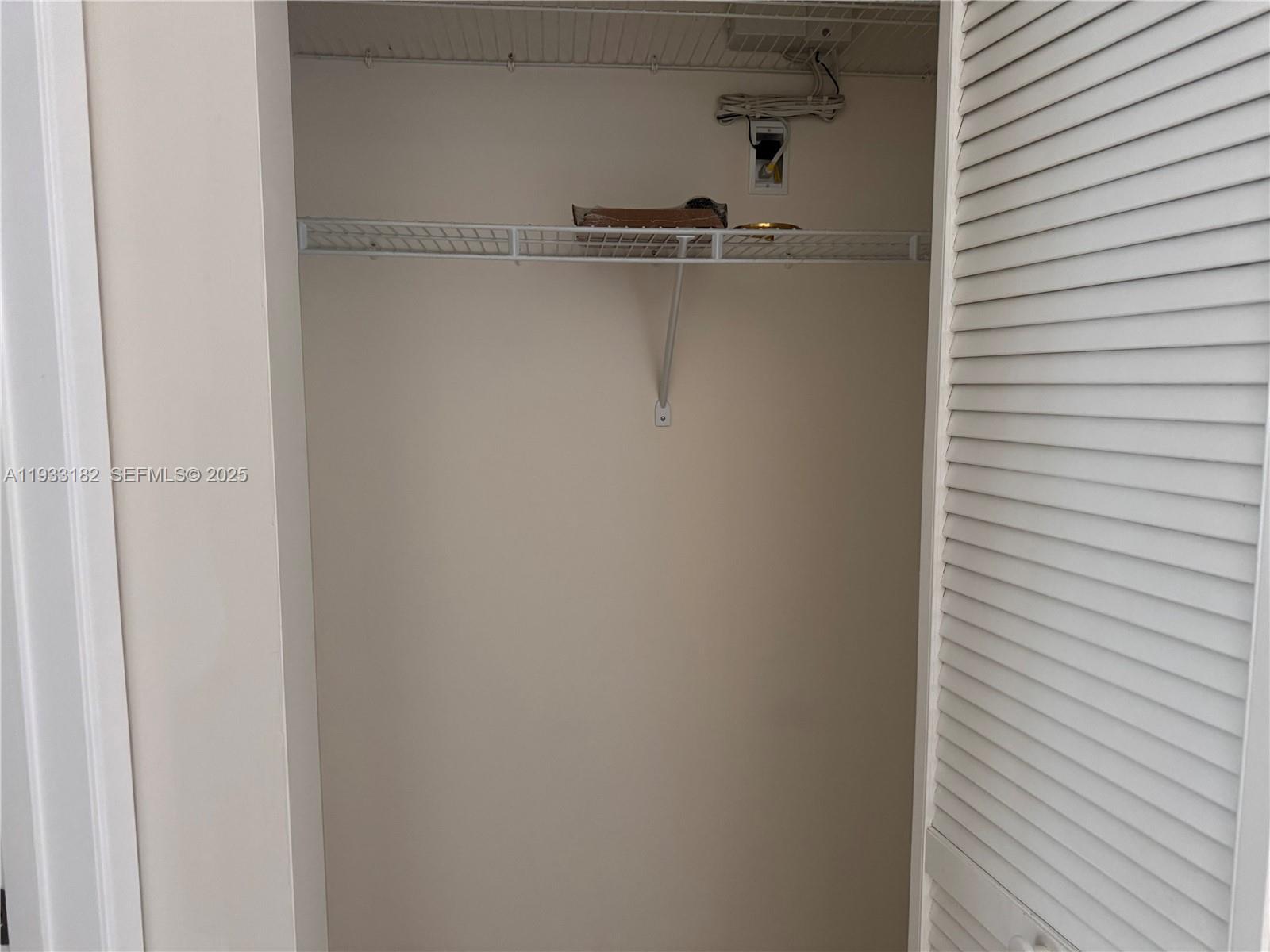 8200 Whispering Palm Drive, Unit F Boca Raton, FL 33496 - Photo 15 of 19 a close view of bathroom