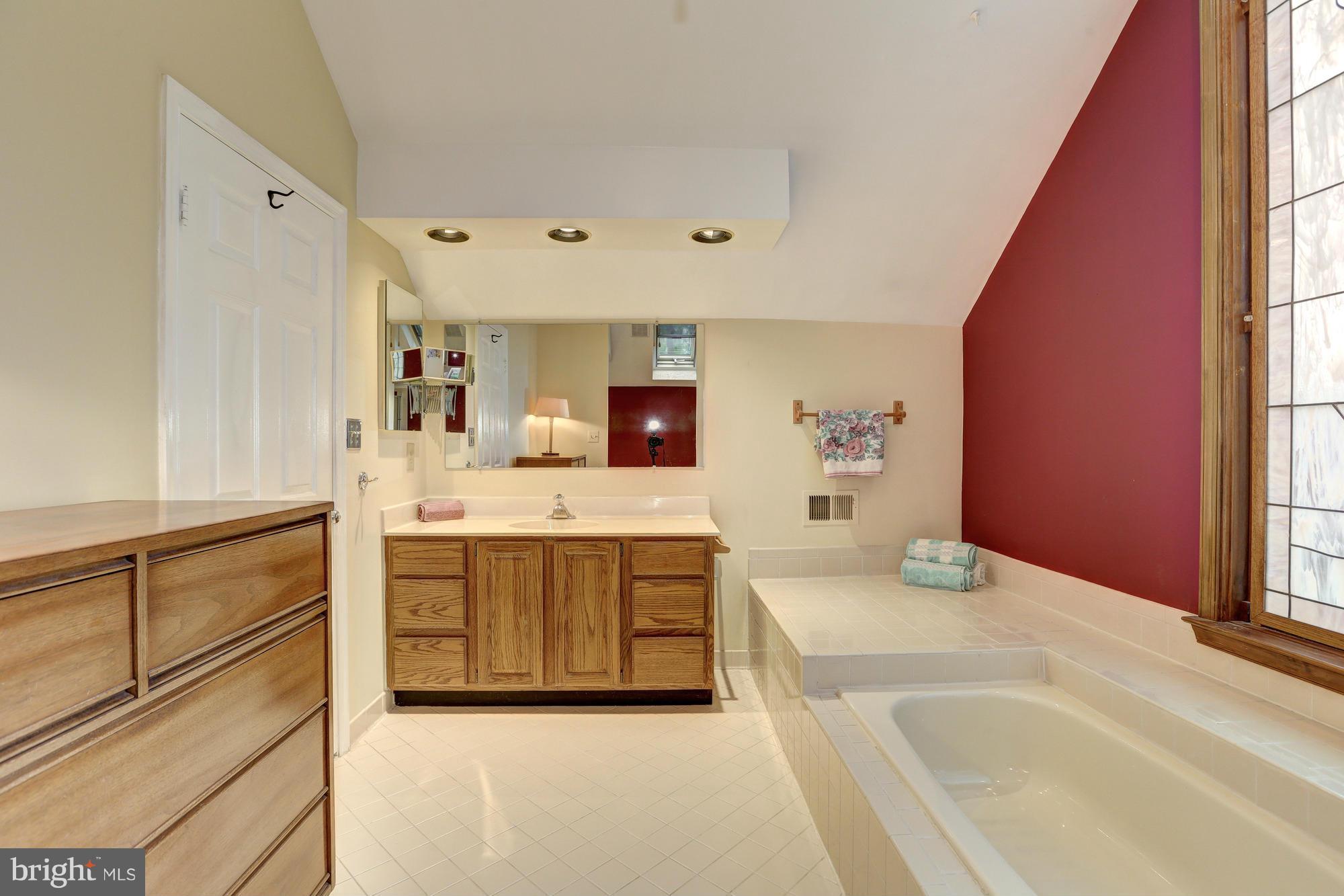 13408 Rippling Brook Drive Silver Spring, MD 20906 - Photo 25 of 30 Owner's Bath