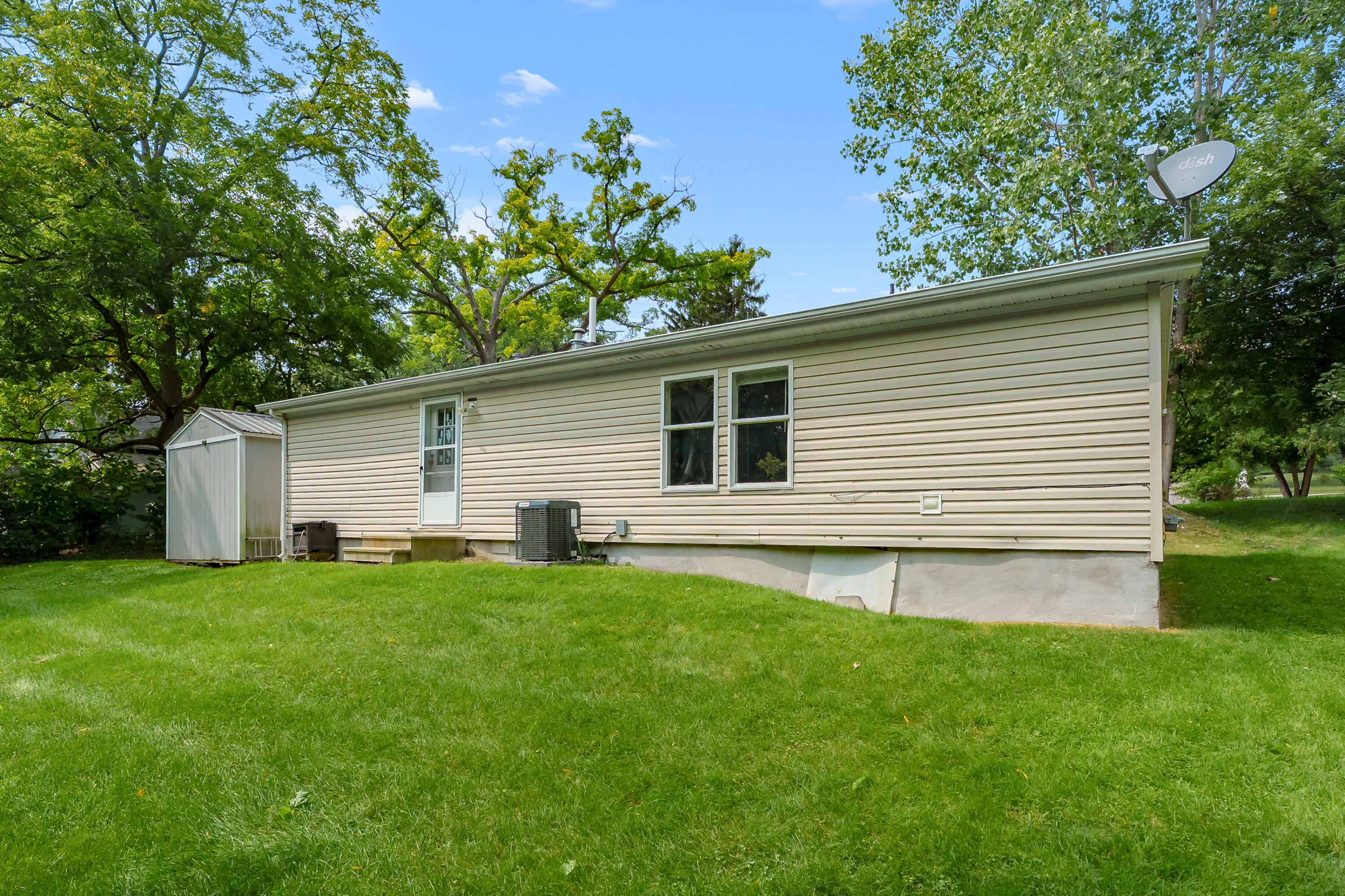 2002 Mt Olivet Road Kalamazoo, MI 49004 - Photo 30 of 31 Exterior