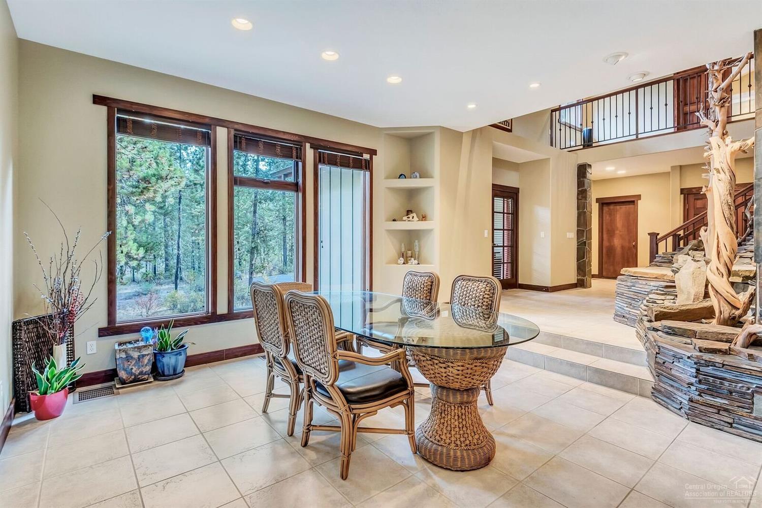 56791 Spring River Loop Bend, OR 97707 - Photo 5 of 25 Additional Photo