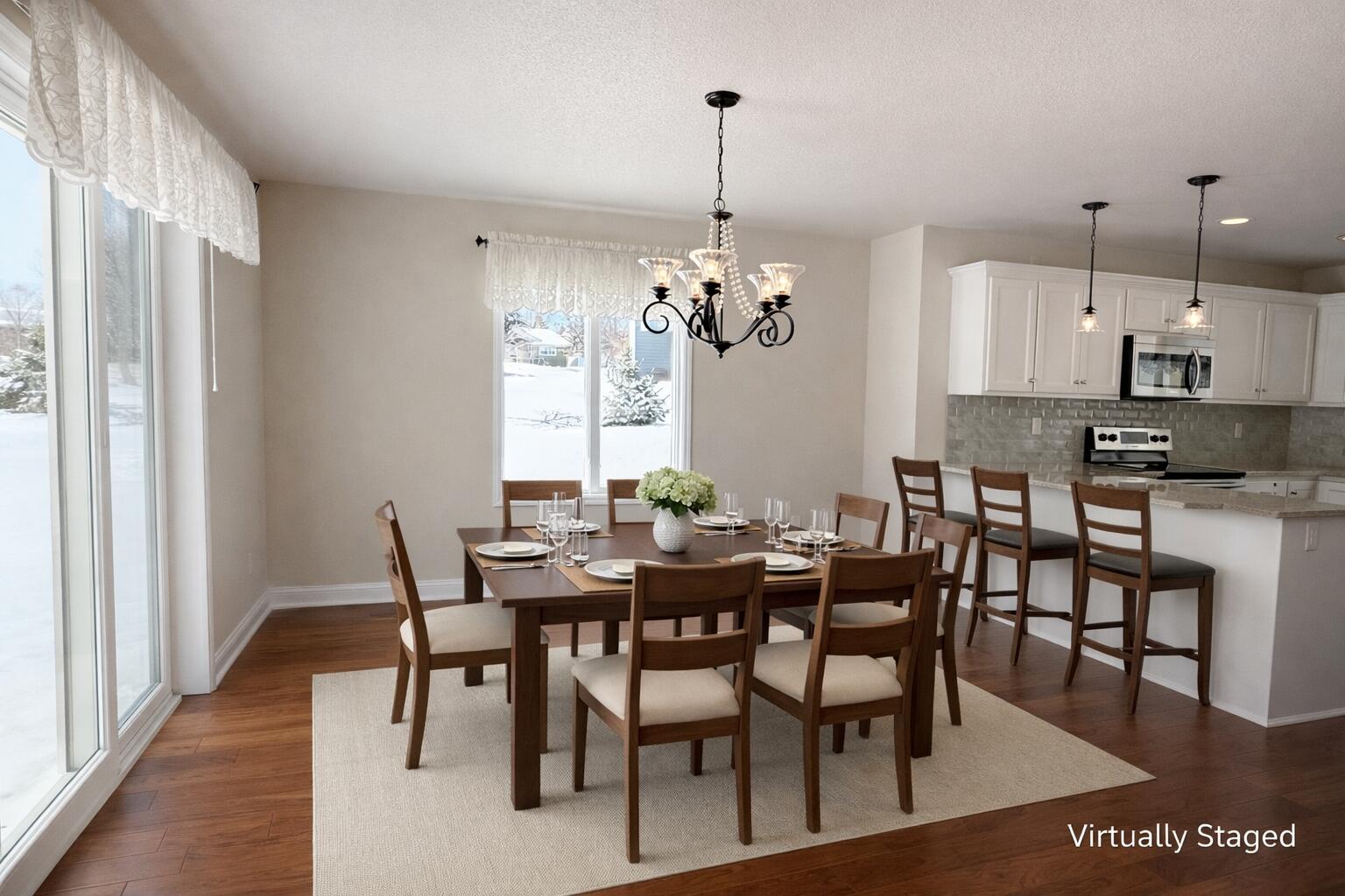 901 Hawthorne Court Manitowoc, WI 54220 - Photo 15 of 47 11.6 dining room virtually staged