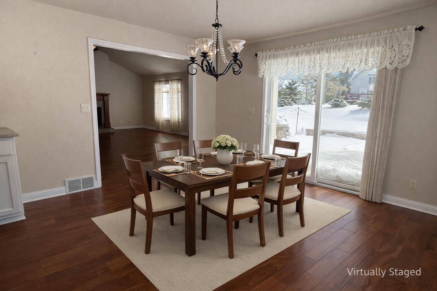 901 Hawthorne Court Manitowoc, WI 54220 - Photo 16 of 47 11.5 dining room virtually staged