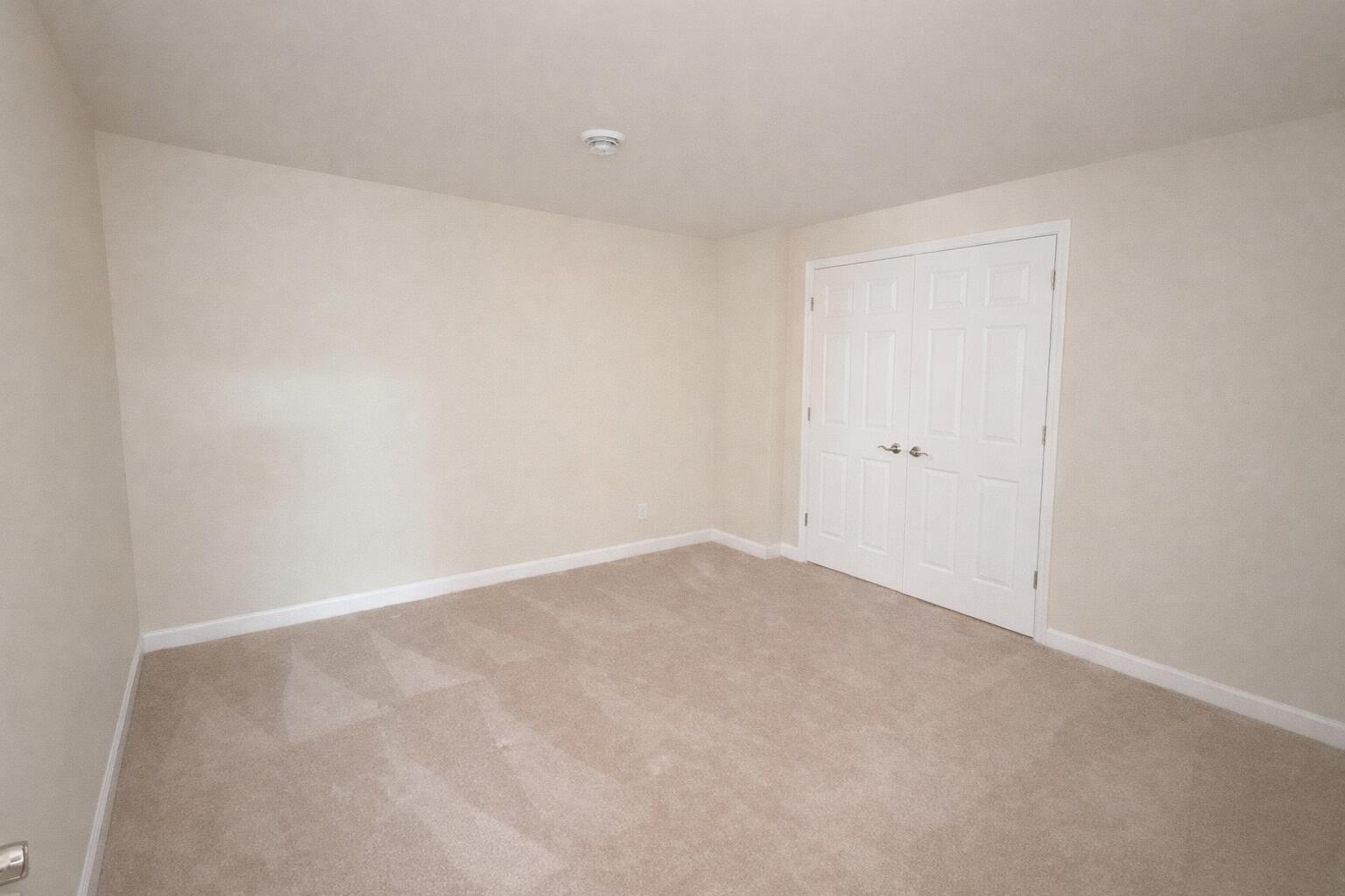 901 Hawthorne Court Manitowoc, WI 54220 - Photo 34 of 47 24 other room in lower, potential for be