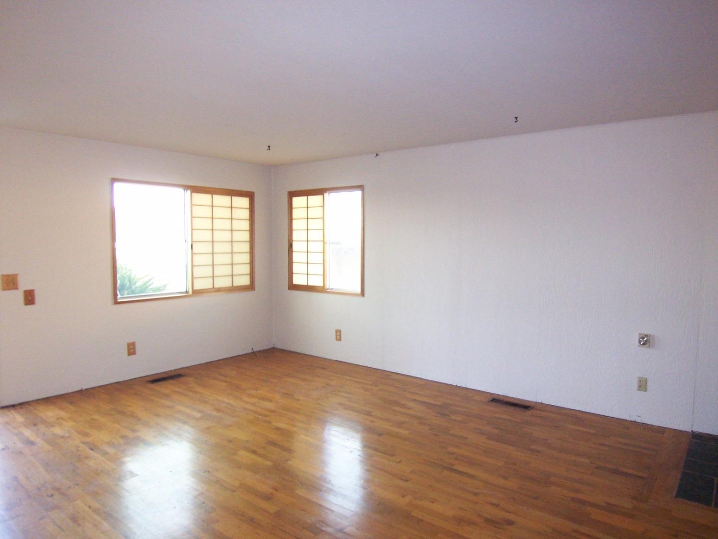270 Beach Road Marina, CA 93933 - Photo 4 of 32 Gallery Image 4
