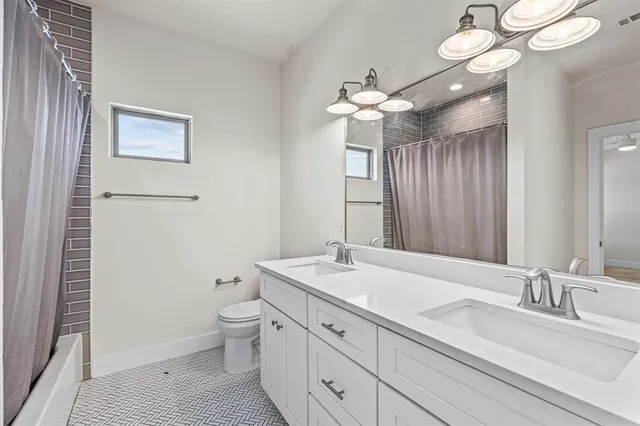 $3,800 | 600 Melba Street, Dallas, TX 75208