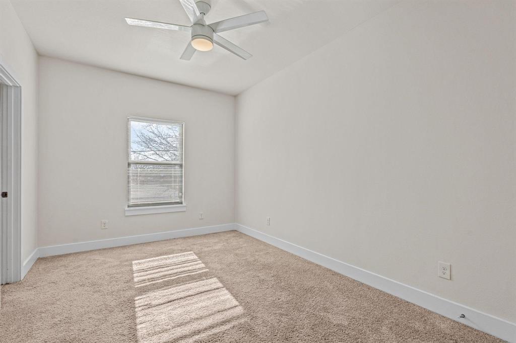 600 Melba Street Dallas, TX 75208 - Photo 23 of 32