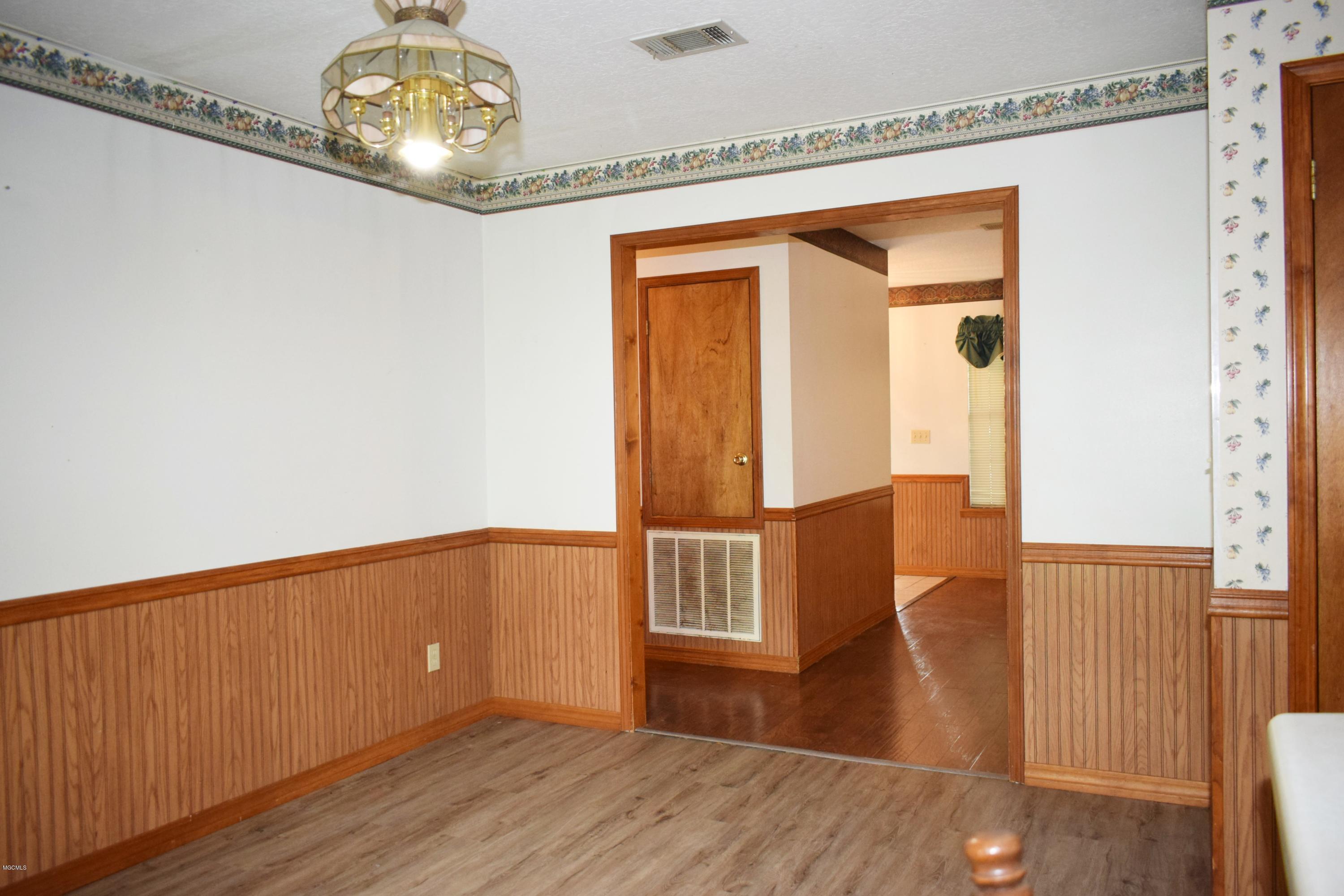 176 Pine Loop Road McLain, MS 39456 - Photo 14 of 31 DSC_0023 (2)