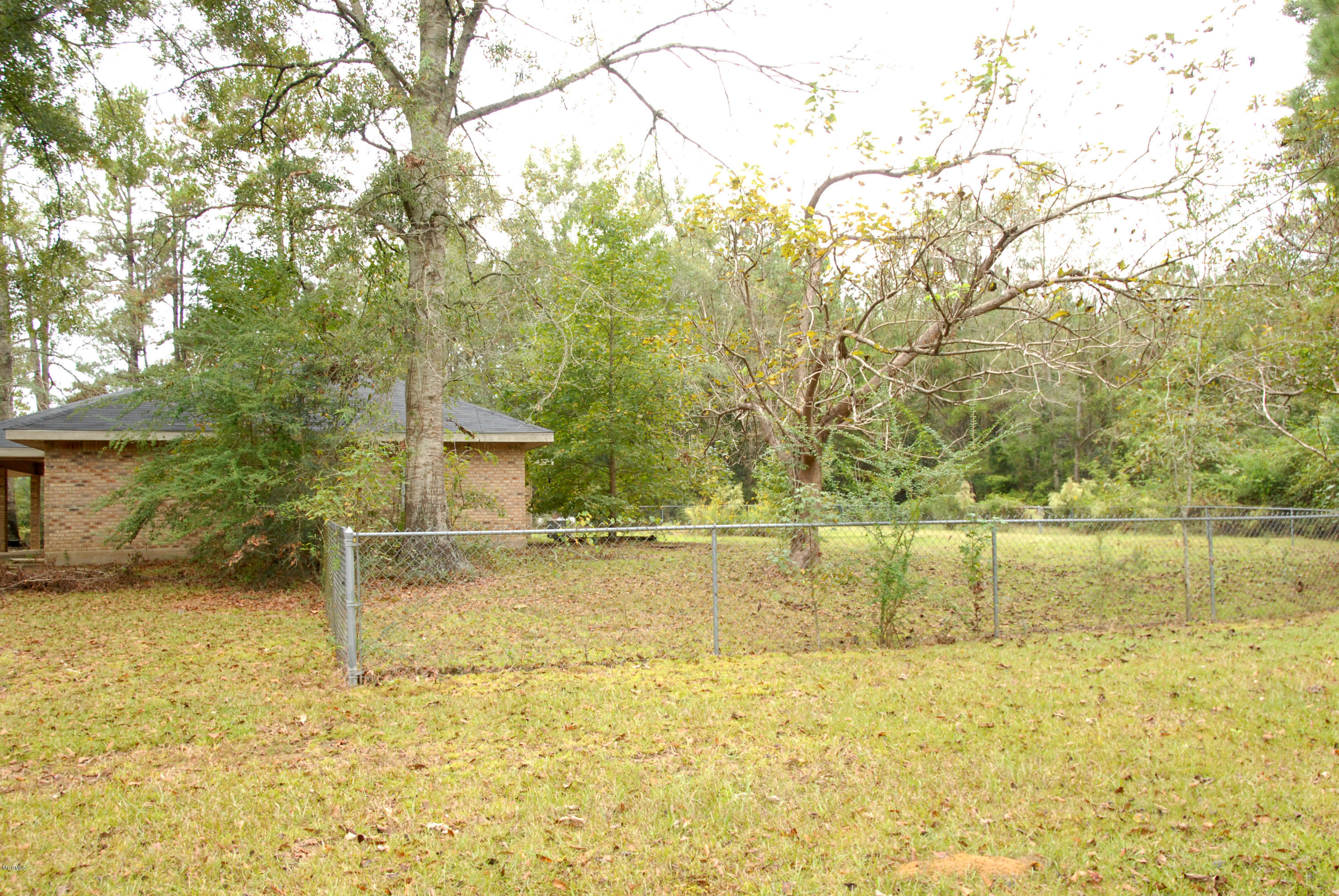 176 Pine Loop Road McLain, MS 39456 - Photo 3 of 31 DSC_0275