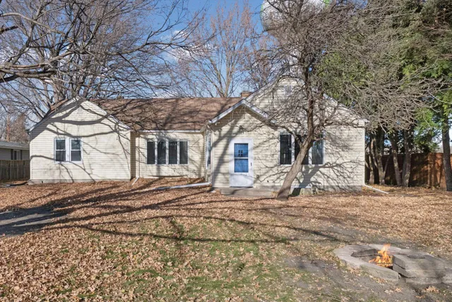 $475,000 | 5183 Independence Street, Maple Plain, MN 55359