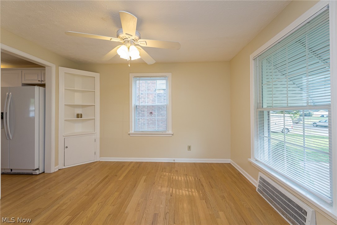 3702 Pennington Road Cleveland, OH 44120 - Photo 7 of 24