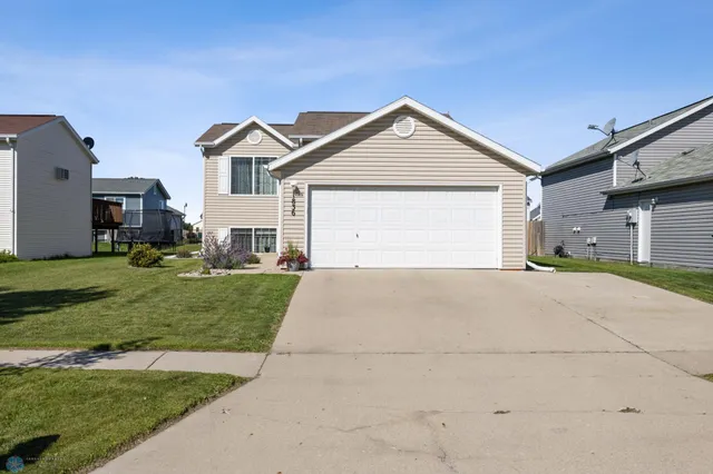 $279,000 | 1836 12th Street East, West Fargo, ND 58078