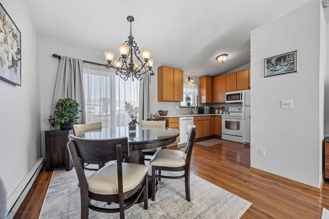 $279,000 | 1836 12th Street East, West Fargo, ND 58078