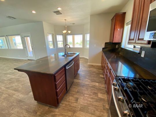1653 East Laura Avenue Ridgecrest, CA 93555 - Photo 12 of 27 Gallery Image 12