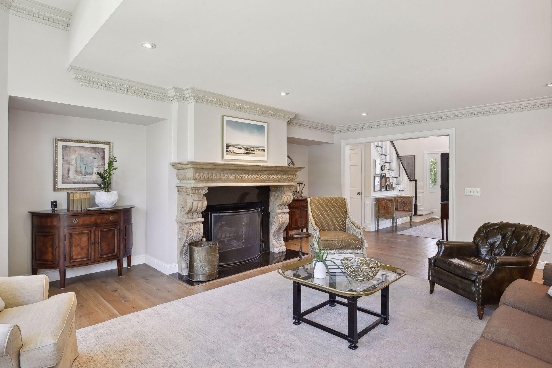 335 Peavey Road Wayzata, MN 55391 - Photo 13 of 50 Gallery Image 13