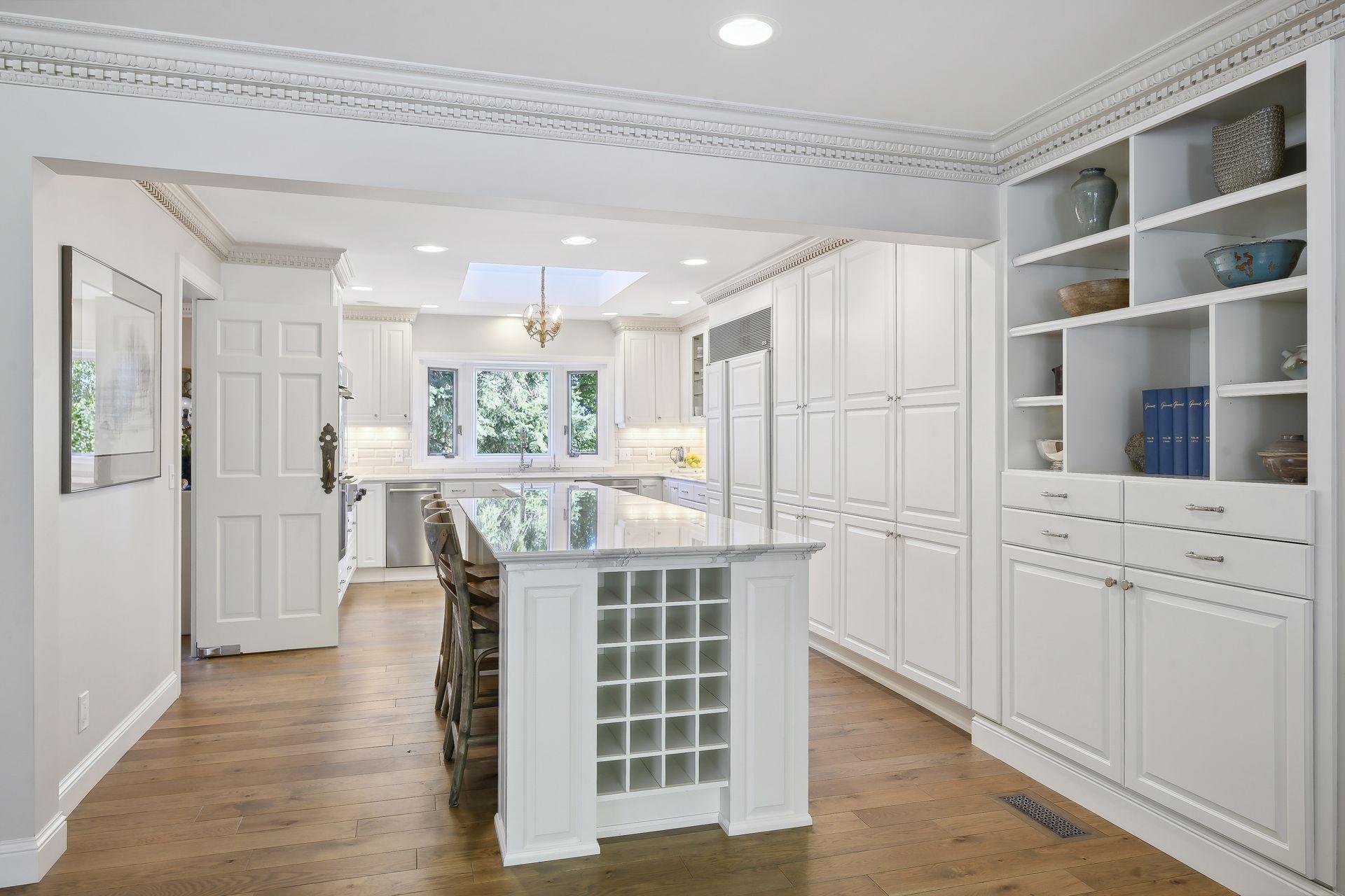 335 Peavey Road Wayzata, MN 55391 - Photo 16 of 50 Gallery Image 16