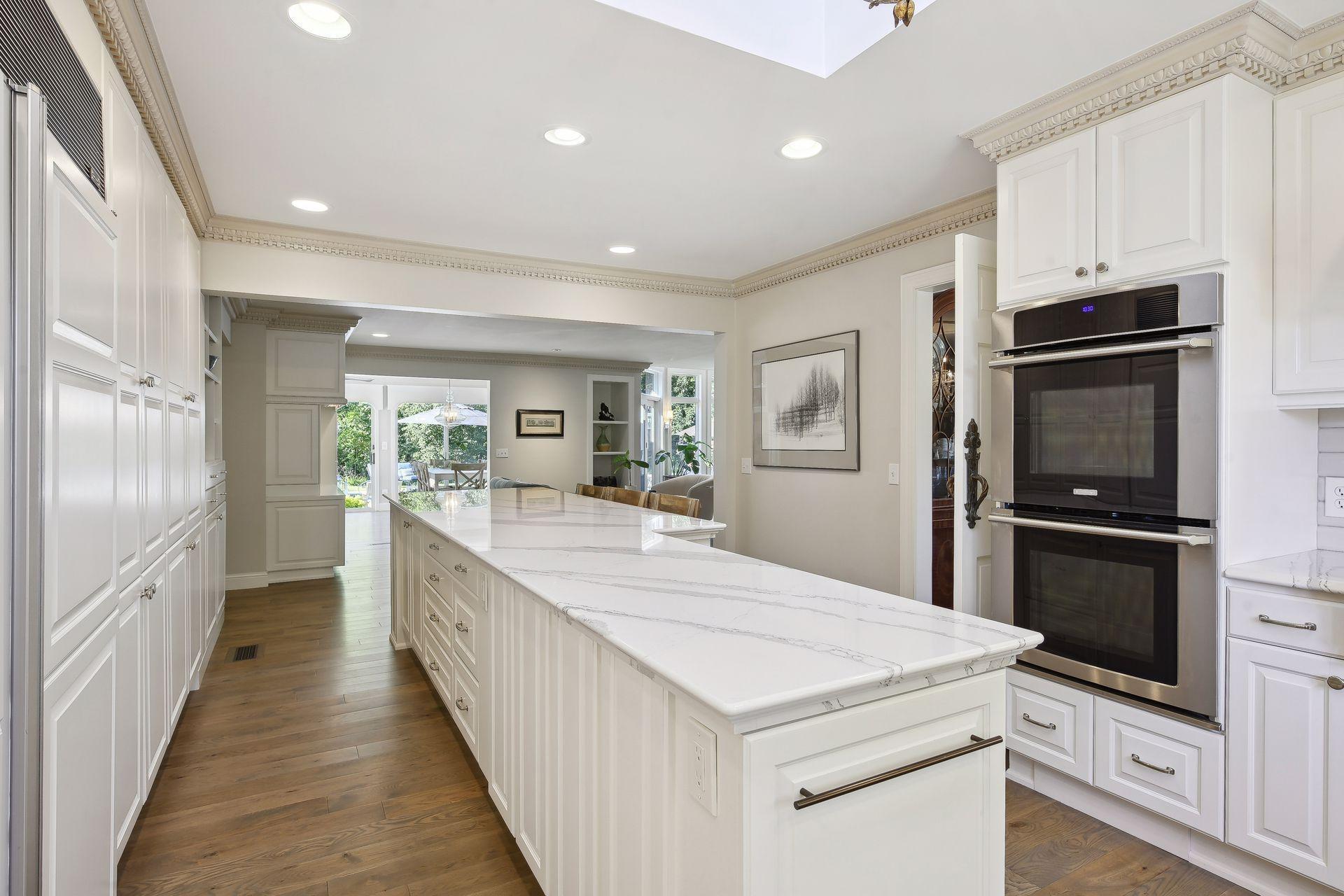 335 Peavey Road Wayzata, MN 55391 - Photo 19 of 50 Gallery Image 19