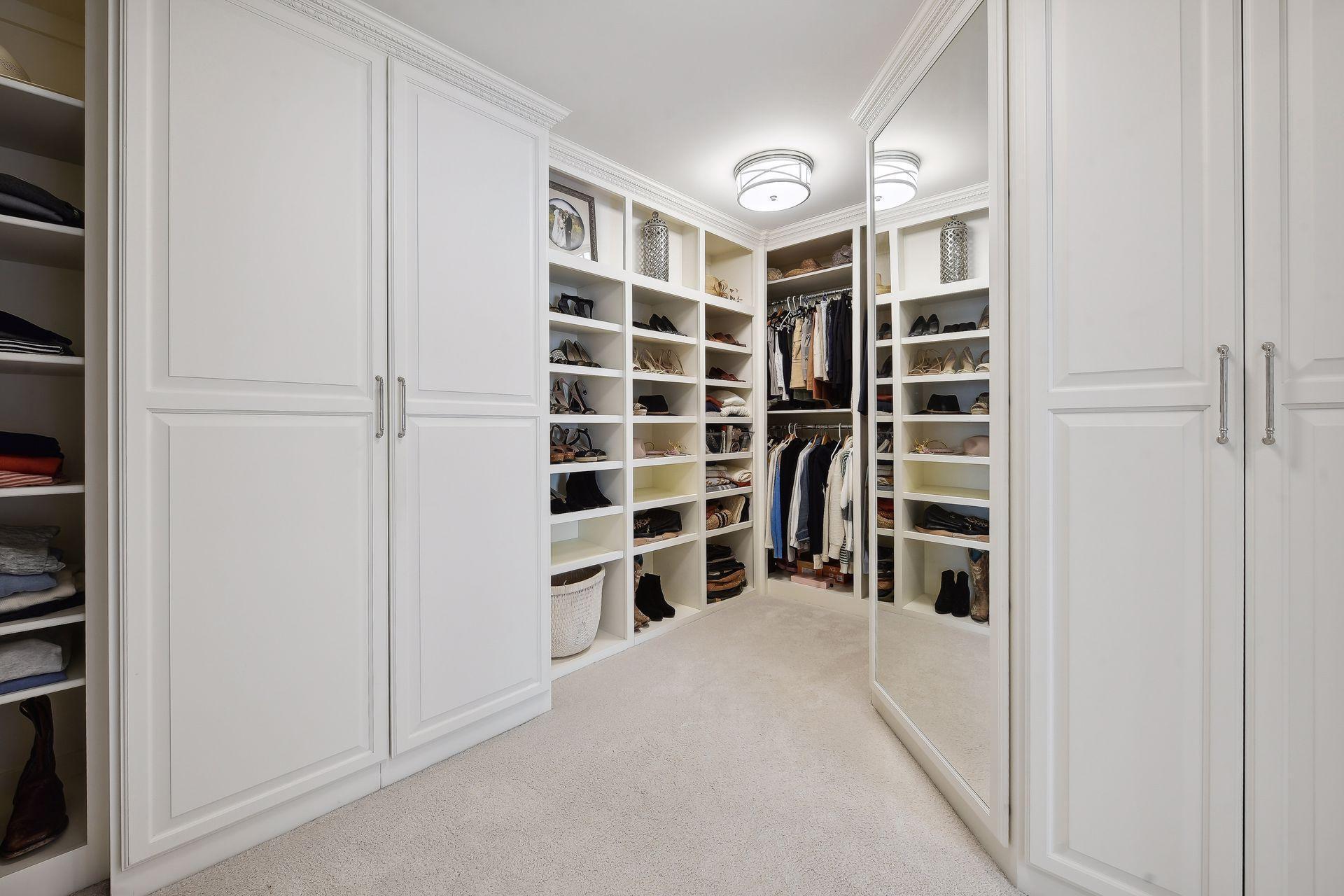 335 Peavey Road Wayzata, MN 55391 - Photo 33 of 50 Gallery Image 33
