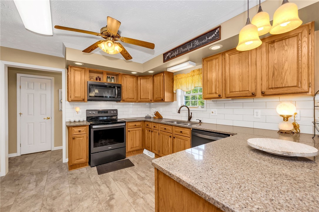 461 Doctors Street Sparta, NC 28675 - Photo 15 of 48