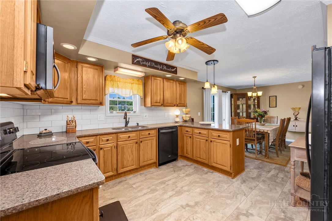 461 Doctors Street Sparta, NC 28675 - Photo 16 of 48