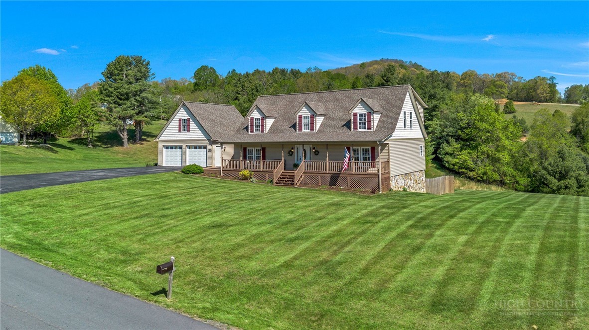 461 Doctors Street Sparta, NC 28675 - Photo 3 of 48
