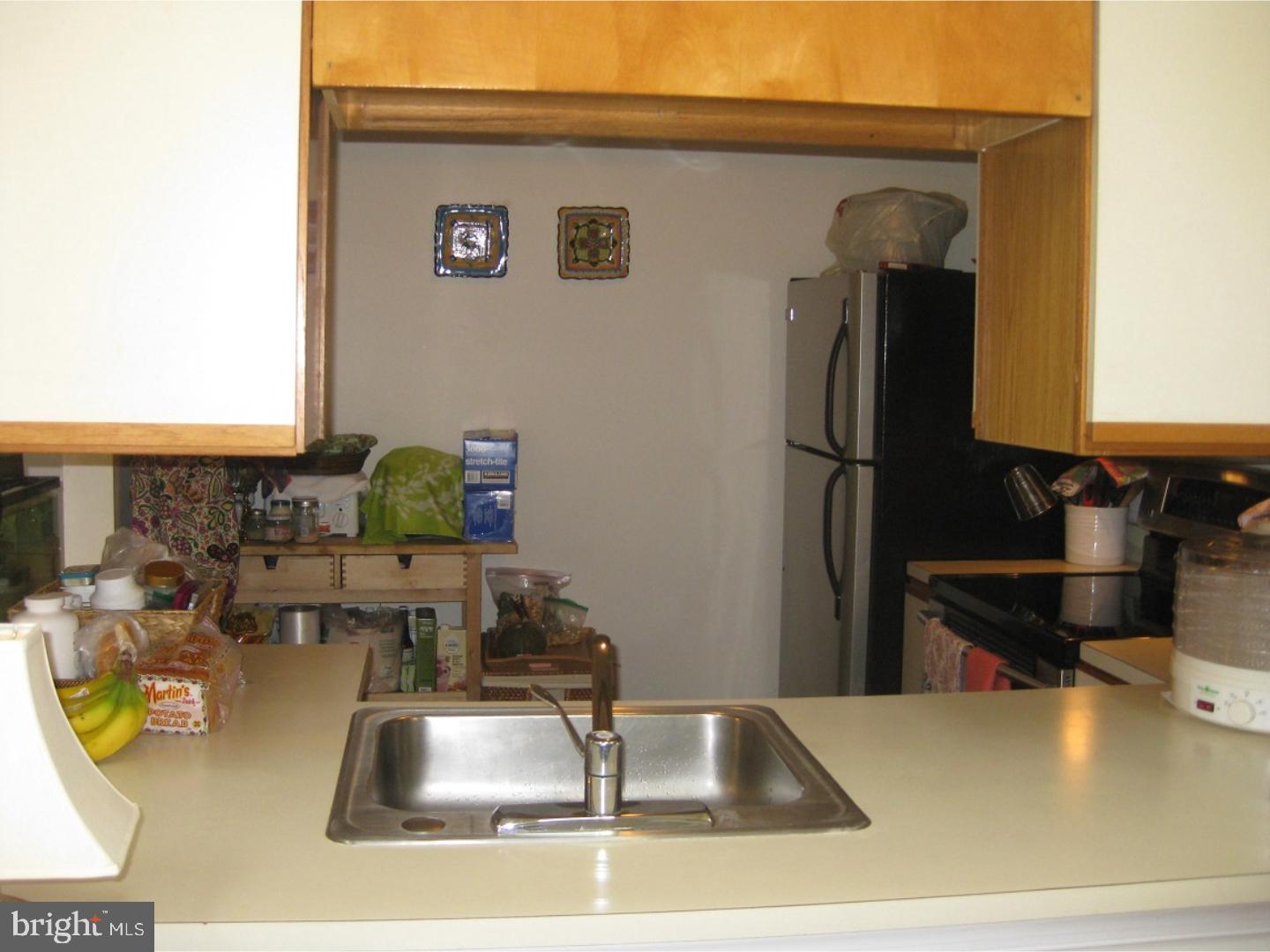 930 Washington Place, Unit 30 Chesterbrook, PA 19087 - Photo 6 of 24 Kitchen
