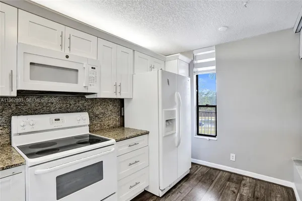 $239,000 | Coral Gate Community, Margate, FL 33063