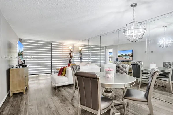 $239,000 | Coral Gate Community, Margate, FL 33063